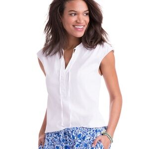 🐳BNWOT Vineyard Vines Poplin Popover Sleeveless V-neck Tie Blouse!
